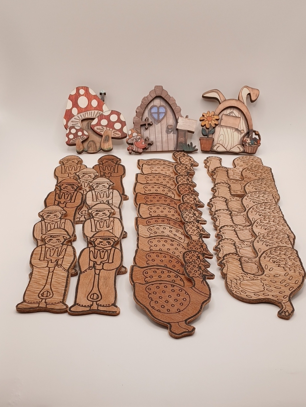 READ Lot of 32 Farm Wood Cutouts Crafts DIY